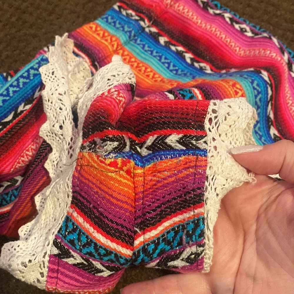 Aztec Shorts Design Lab - Picture 3 of 3